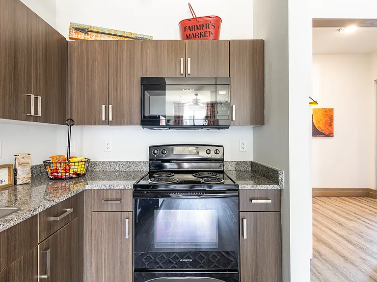 Hawks Landing Apartments — Photo 58