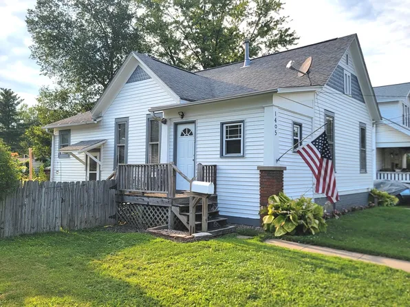 1405 S Center St, Bloomington, IL 61701