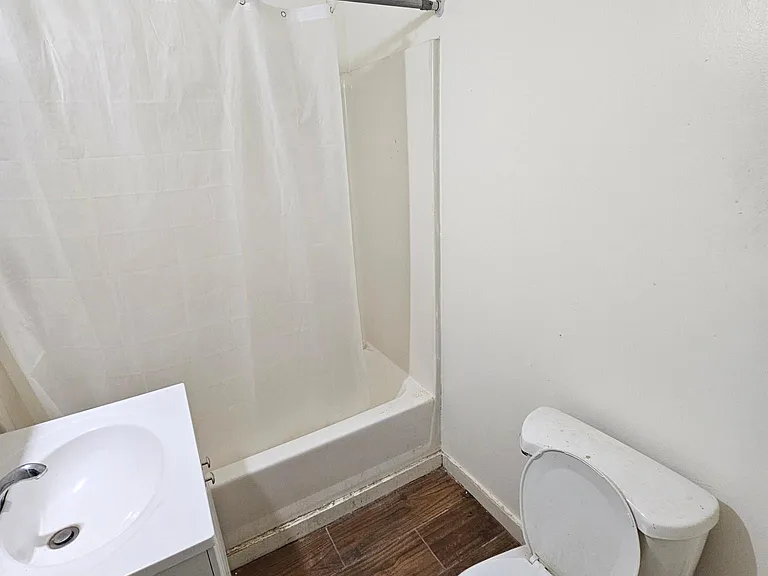 104 Main St #3S — Photo 1