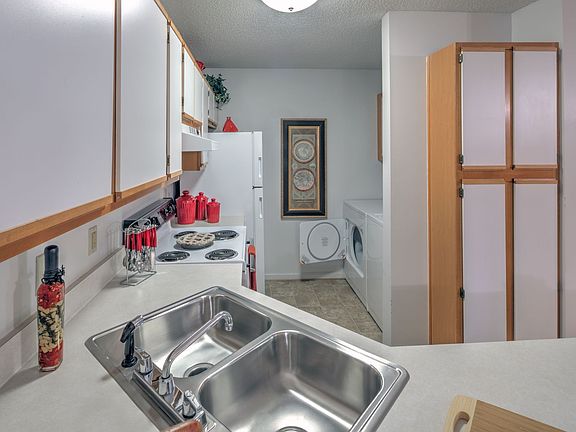 2nd image of 702 Bellows Way #5f30baf1e