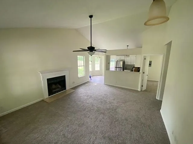 89 Grassmire Dr — Photo 3