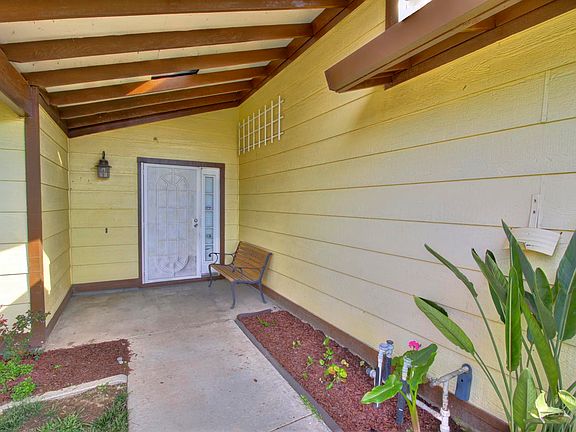 2nd image of 709 Tailwind Dr