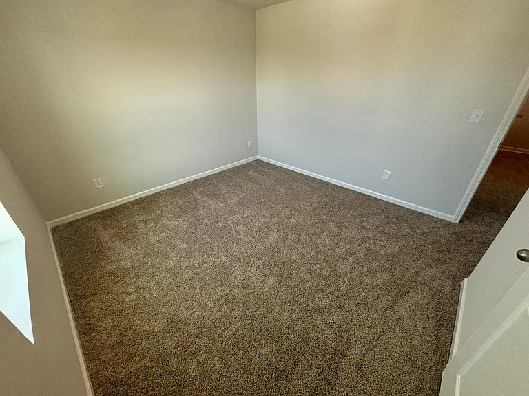 800 Putney Hill Rd — Photo 21
