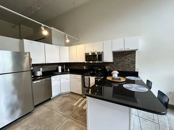 Tower Press, 1900 Superior Ave E Ste 221, Cleveland, OH 44114