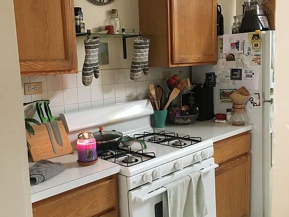 3rd image of 4869-4873 N Talman Ave #2629-2633
