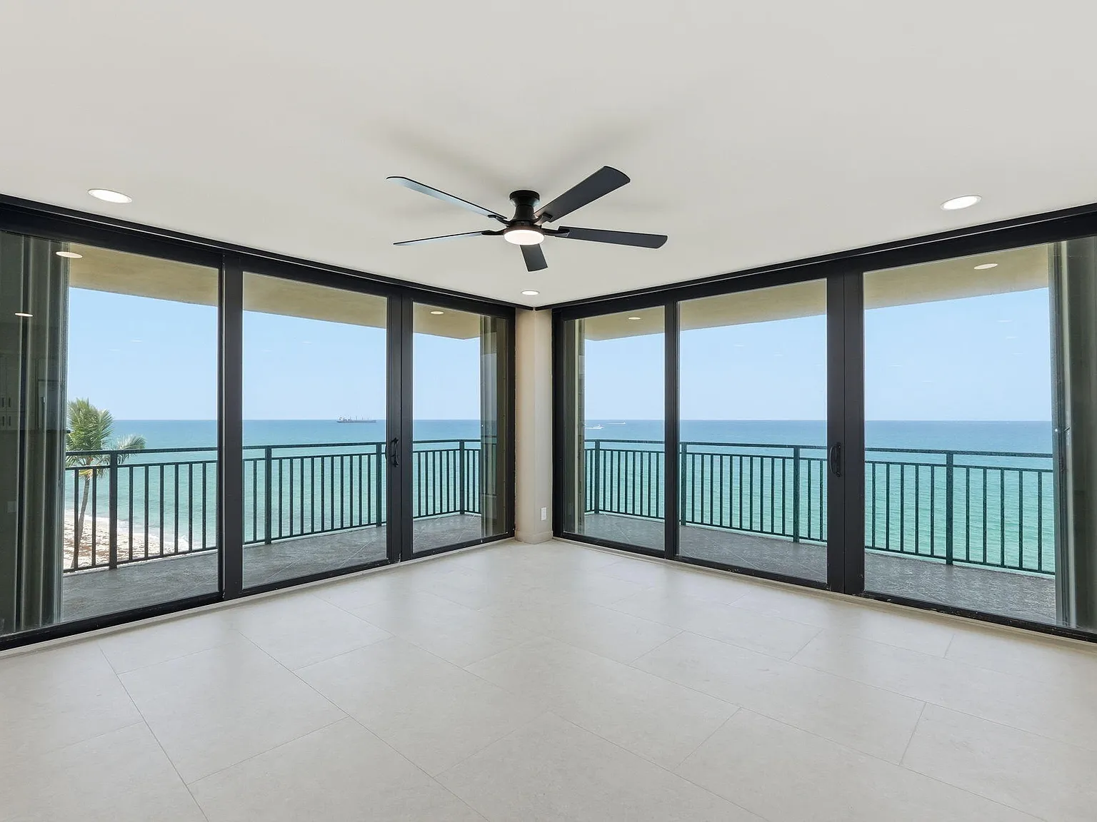 2 bed, 2.0 bath, 1424 sqft, $6,500 — Photo 3