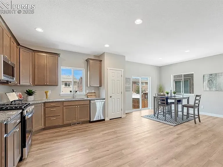 4176 Orchid St — Photo 6