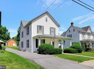 218 S Park Ave, Mercersburg, PA 17236