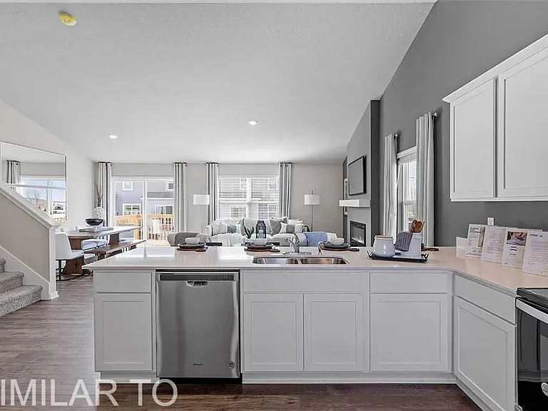 1120 Northview Dr — Photo 3