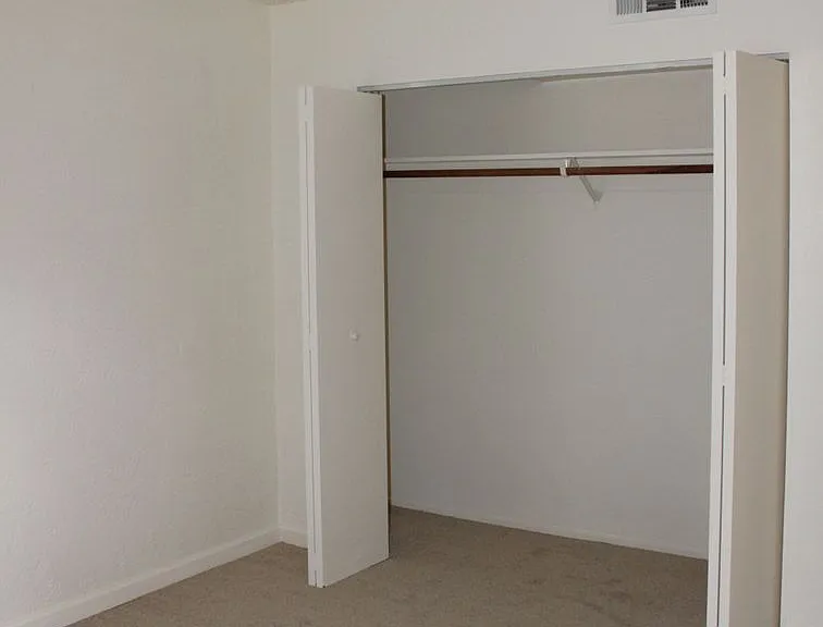 3366 MENDO — Photo 11