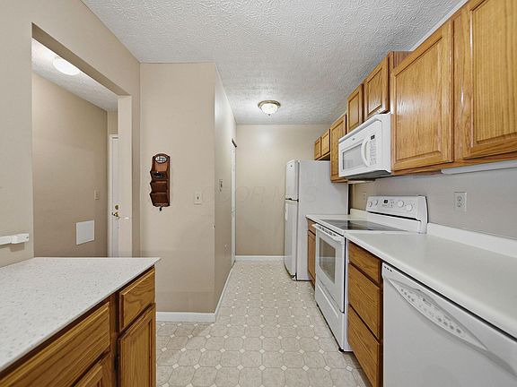 3rd image of 6755 Meadow Creek Dr Unit 103