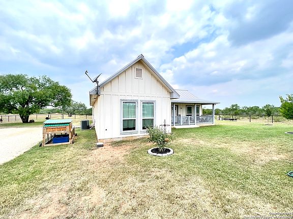 2nd image of 977 Private Road 1688