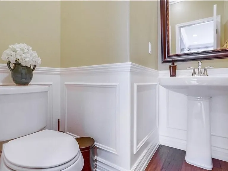 22057 Barrington Way — Photo 15