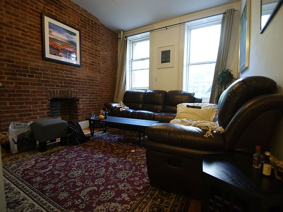 3rd image of 42 Morton St #8