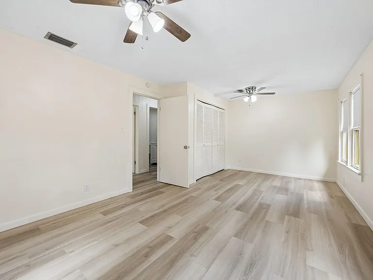 2113 Silver Lake Dr — Photo 18