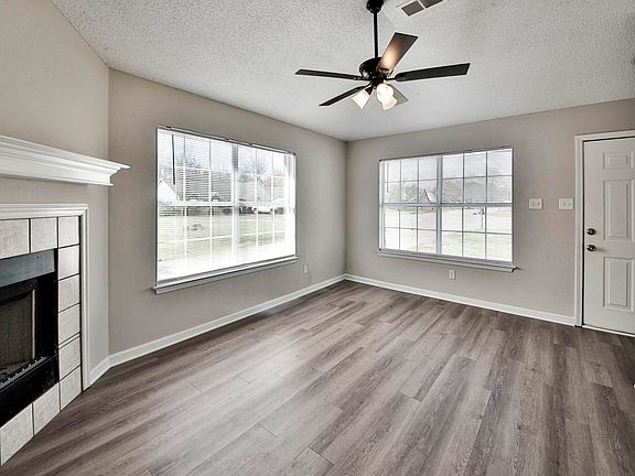 5th image of 125 Pine Ridge Ln
