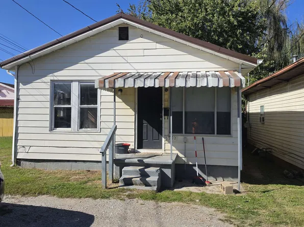 2352 W 5th Ave, Huntington, WV 25704