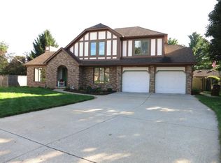 1307 Splice Cir, Okemos, MI 48864