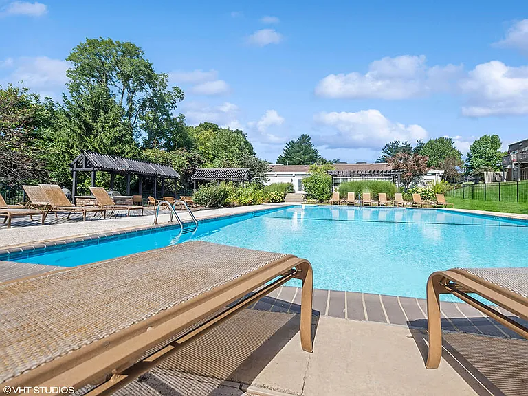 Sparkling Swimming Pool!