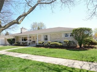 4353 Cleveland St, Skokie, IL