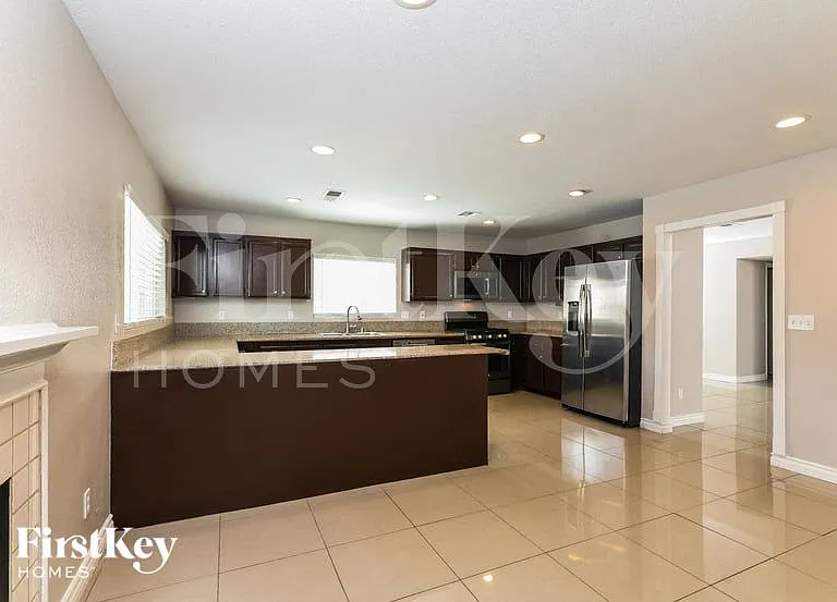 6962 Antell Cir — Photo 3