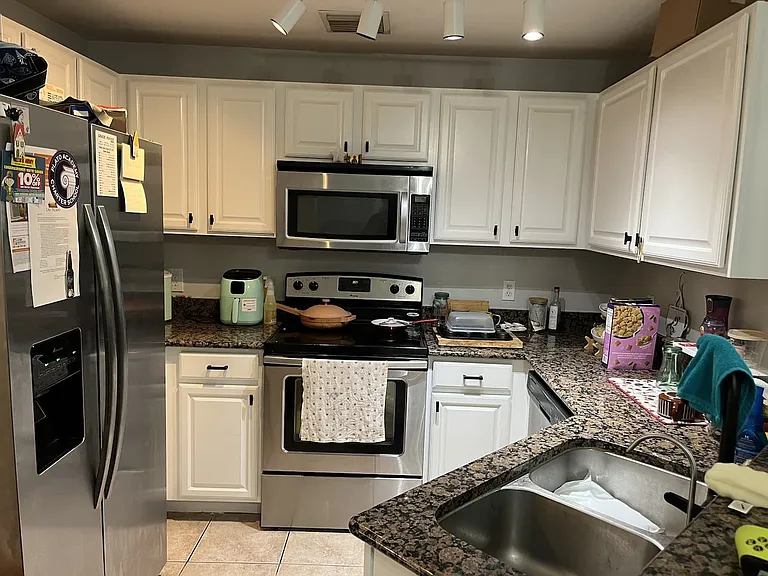 4239 Tyler Cir N — Photo 5