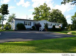 6 Howes Pineview Dr, Ogdensburg, NY 13669