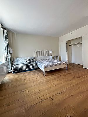 3rd image of 25-21 43rd Ave #303