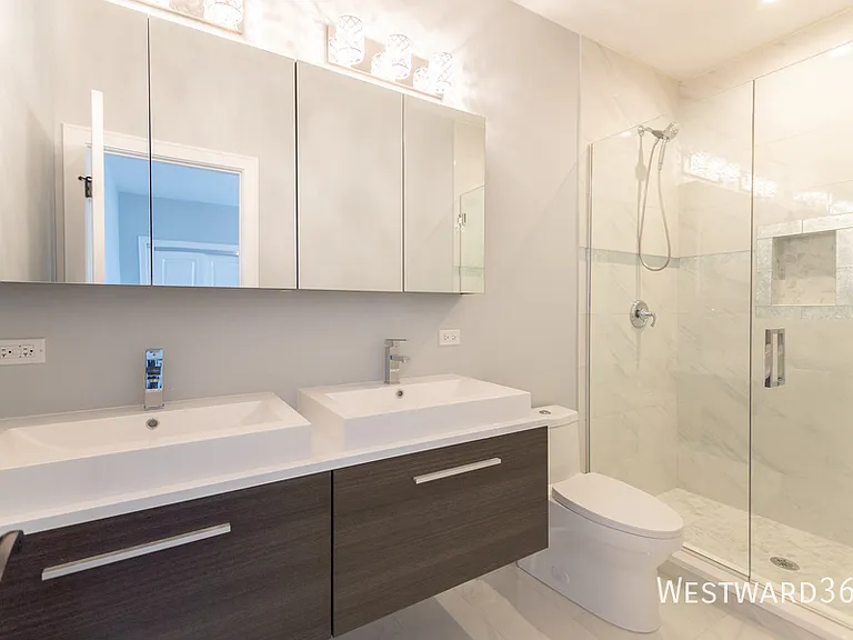 3461 N Oconto Ave #1 — Photo 11