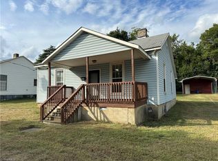 313 W Market St, Graham, NC 27253