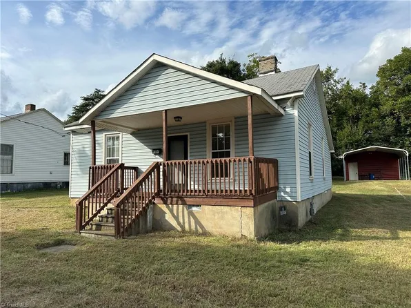 313 W Market St, Graham, NC 27253