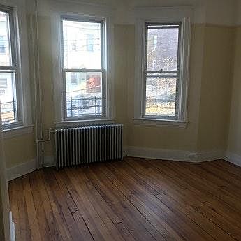 2nd image of 137 Beech St APT 2R