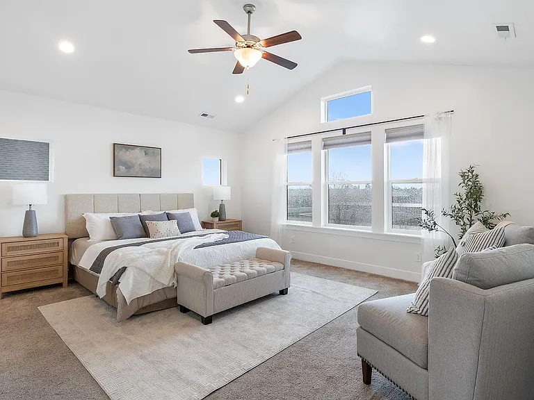 1826 W River Birch Rd — Photo 14