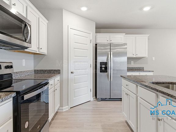5th image of 15336 Leighwood Ln