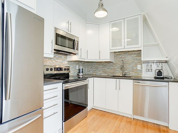 2nd image of 88 Cedar St APT 3