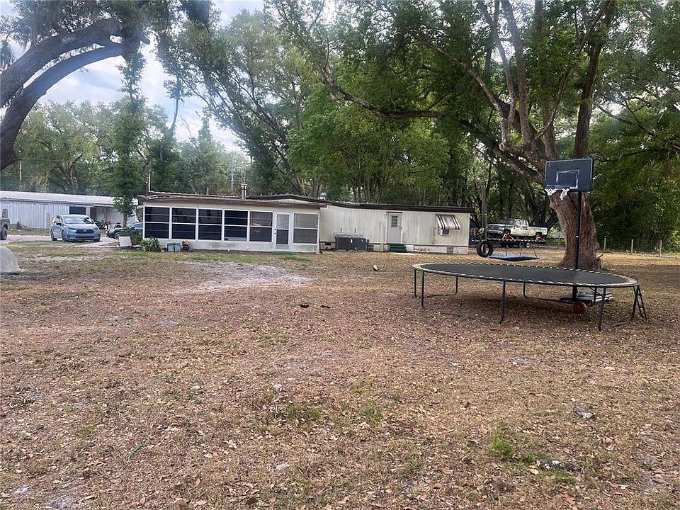 1st image of 4021 Lowell Ln