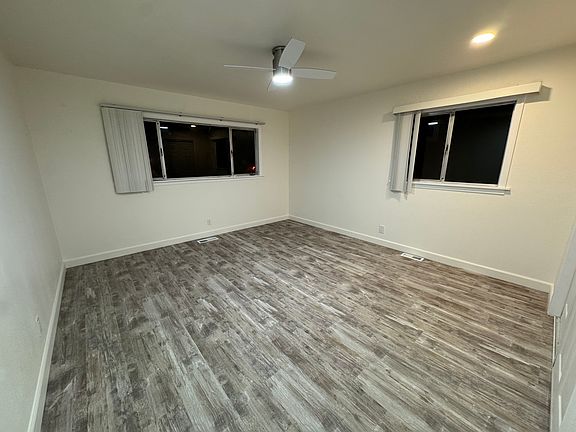 3rd image of 2767 Lakeside Dr