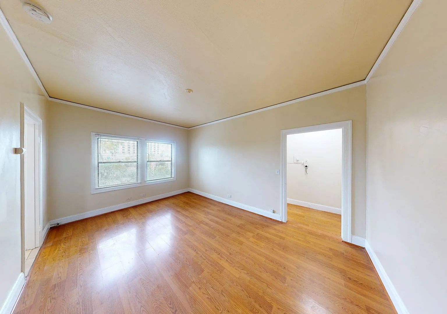 3505 Kempton Way — Photo 3