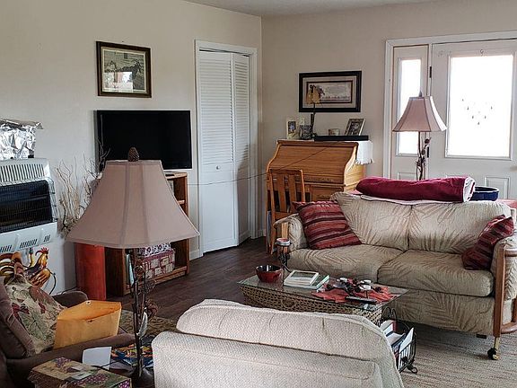 5th image of 1753 SE Fir Ln