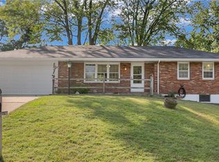 1712 N Howard Dr, Independence, MO 64050