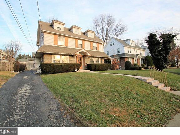2nd image of 731 Lindale Ave