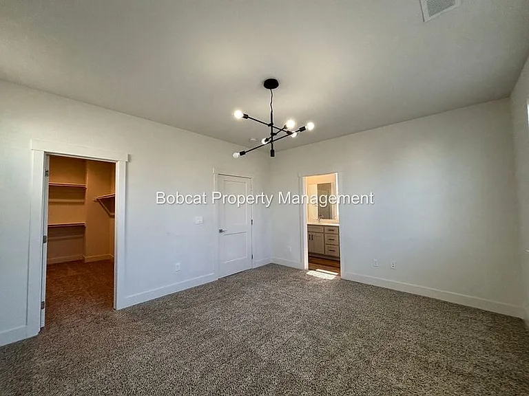 1287 Grove St — Photo 27