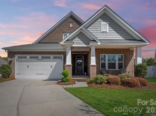8400 Bretton Woods Dr, Mint Hill, NC 28227