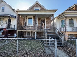 8216 S Brandon Ave, Chicago, IL 60617