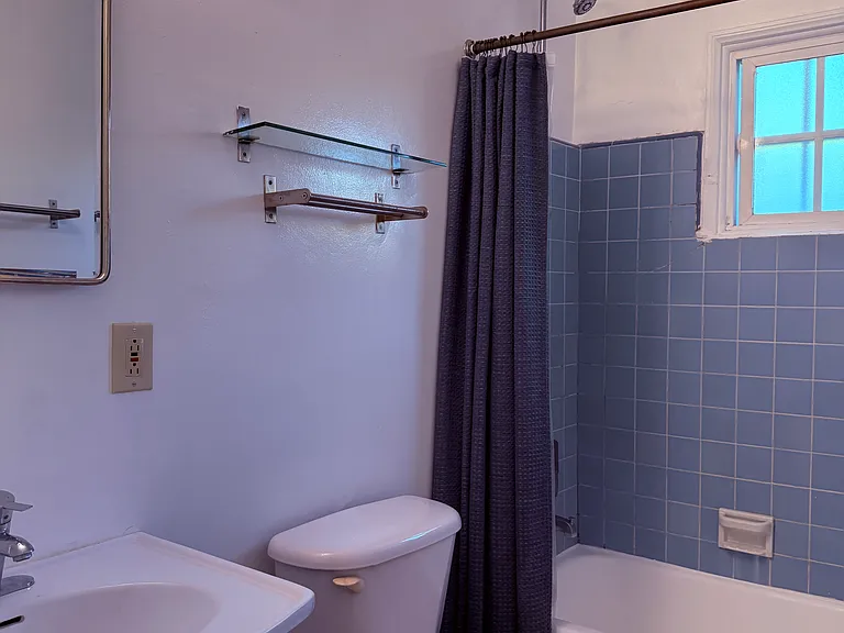 1380 Masselin Ave #6 — Photo 9