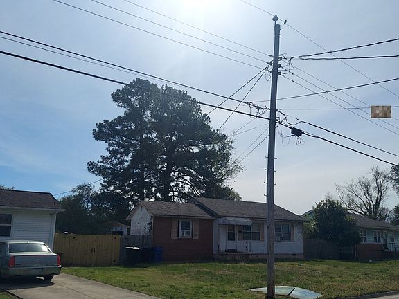 3rd image of 329 Viking St