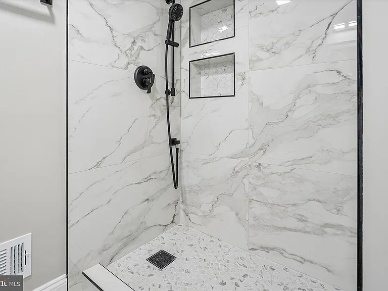 1315 Danberry Dr — Photo 18