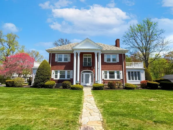 115 Hawthorn Rd, Braintree, MA 02184