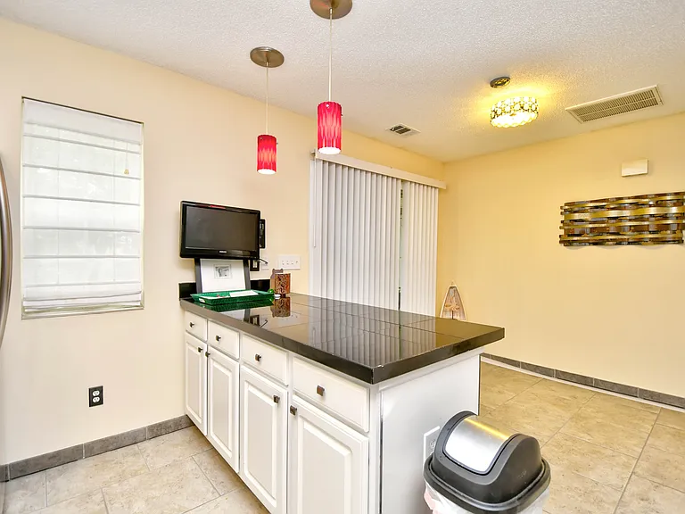 1038 Portico Loop — Photo 9
