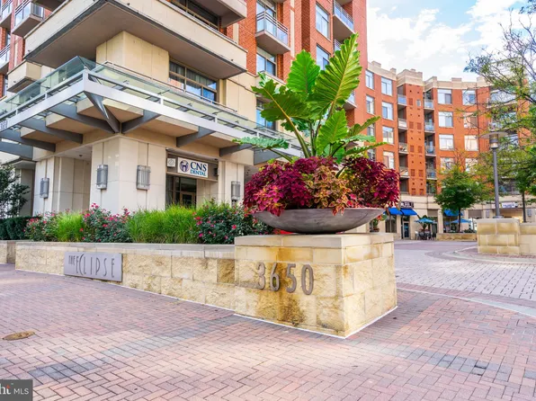 3650 S Glebe Rd Unit 542, Arlington, VA 22202
